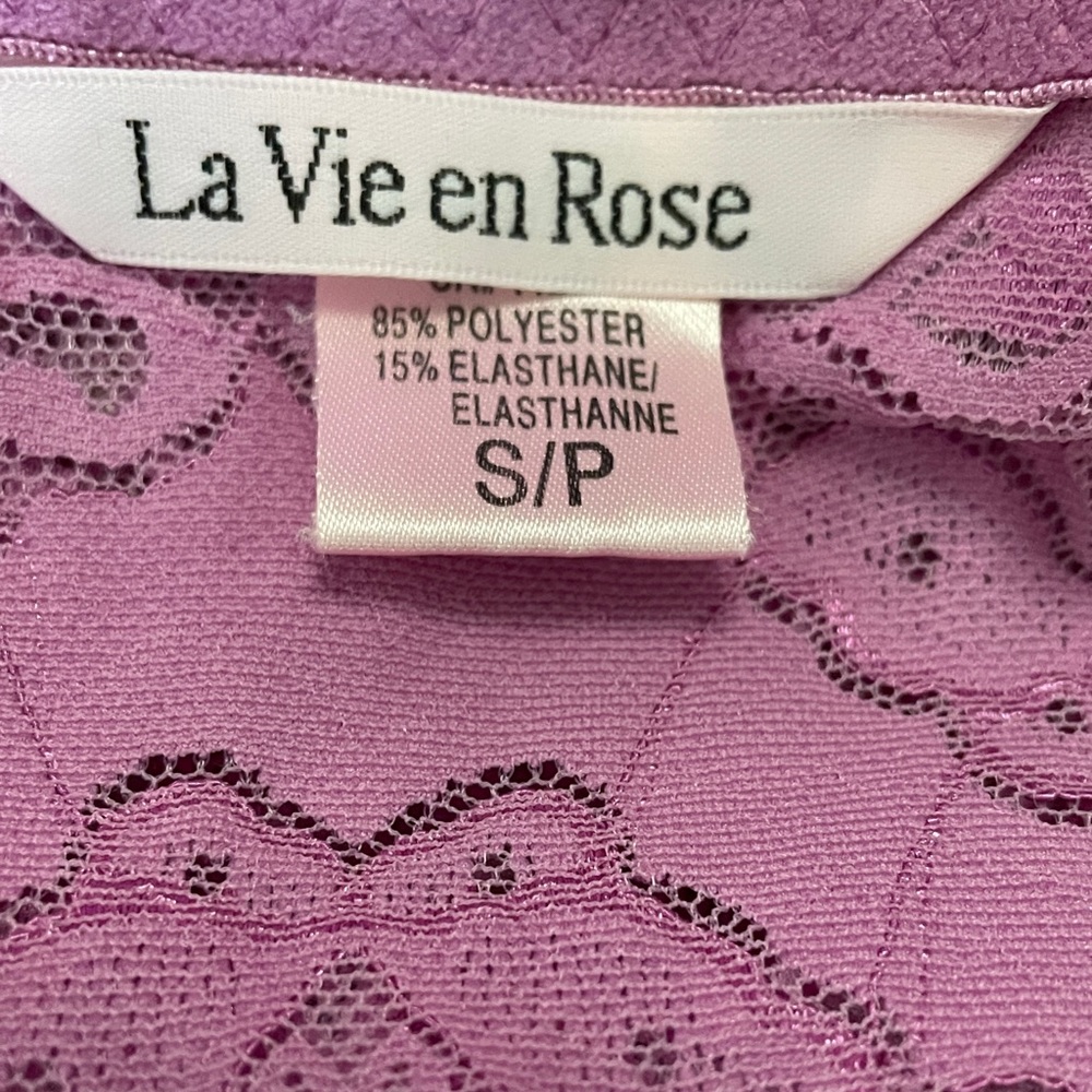 Floral & Butterfly Lace Nighty S - Picture 10 of 10